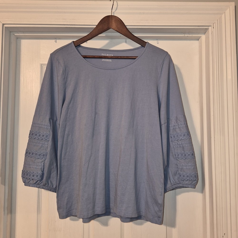 Talbots Women's Light Blue Embroidered Sleeve Tee Large